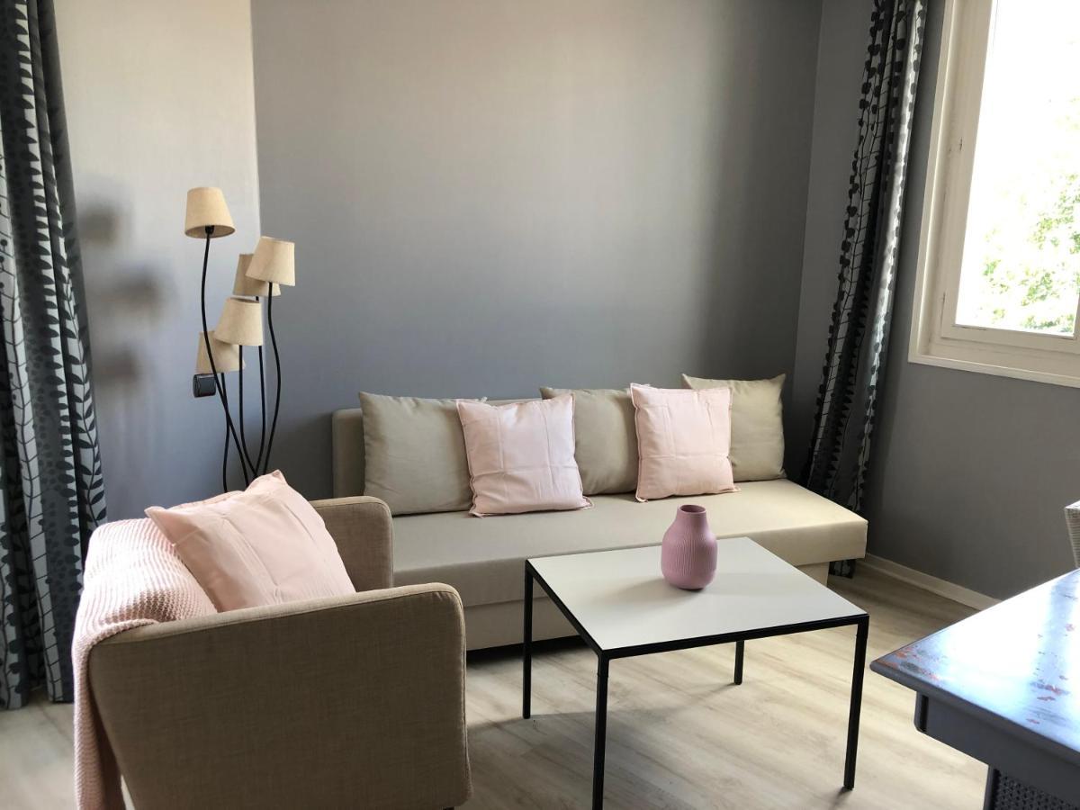Auberge Saint Thegonnec Bagian luar foto