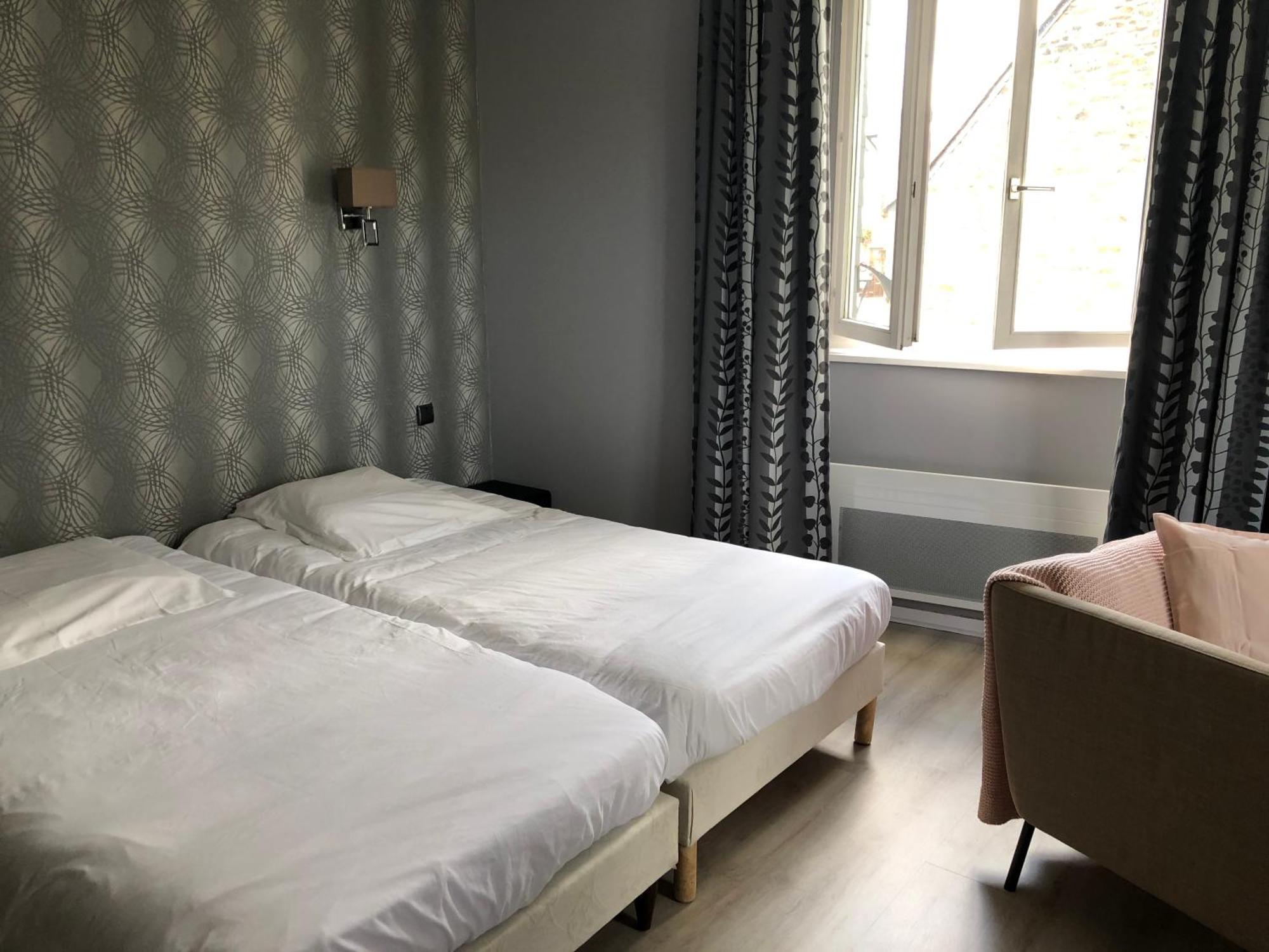Auberge Saint Thegonnec Bagian luar foto