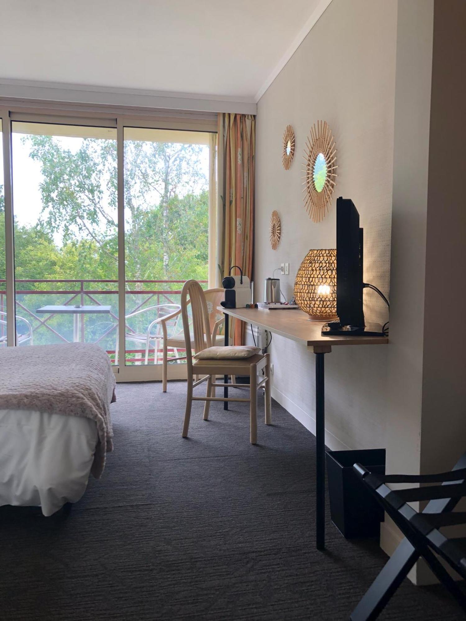 Auberge Saint Thegonnec Bagian luar foto
