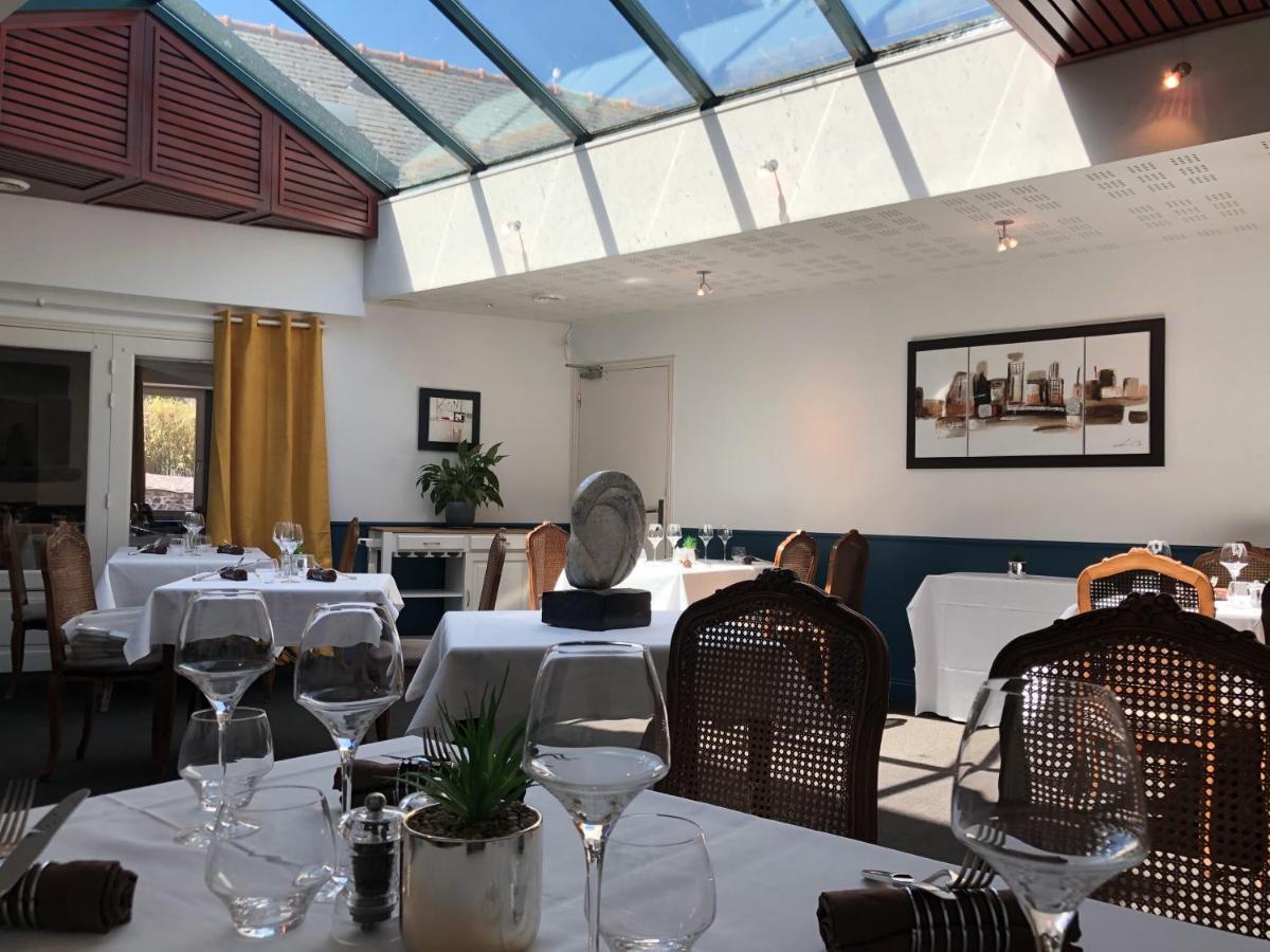 Auberge Saint Thegonnec Bagian luar foto