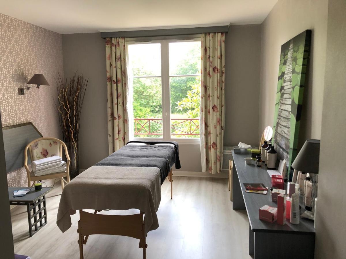 Auberge Saint Thegonnec Bagian luar foto