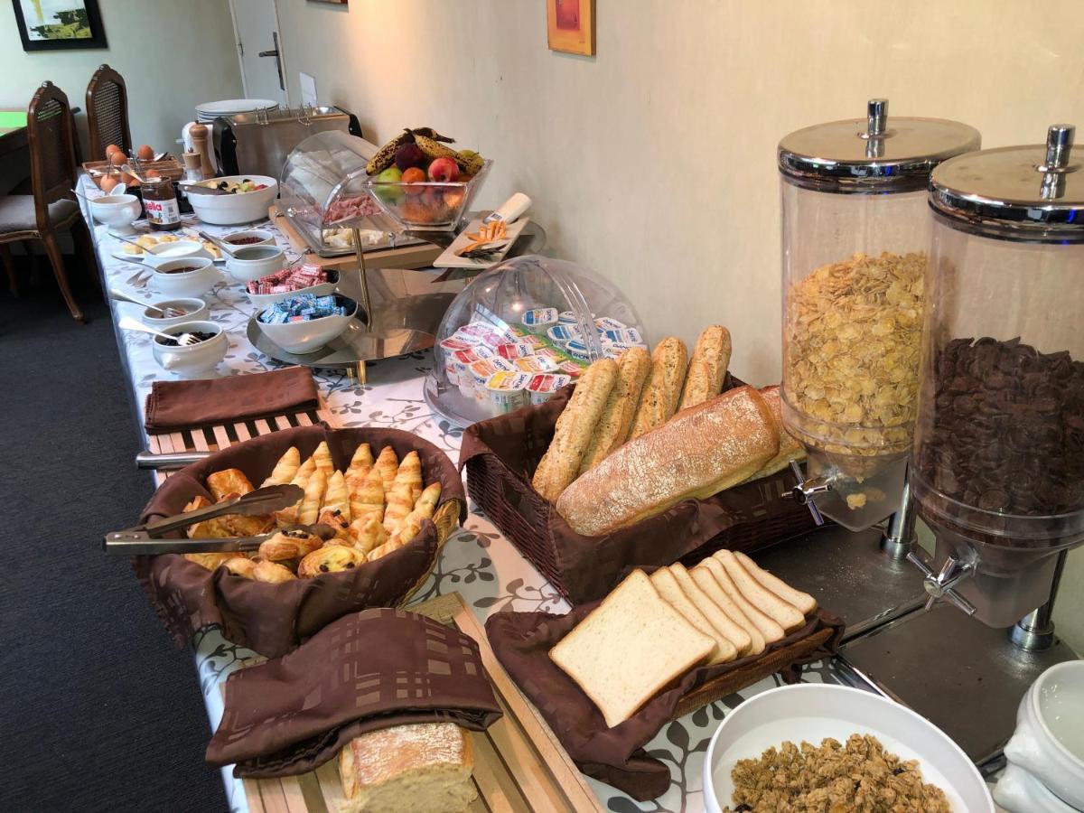Auberge Saint Thegonnec Bagian luar foto